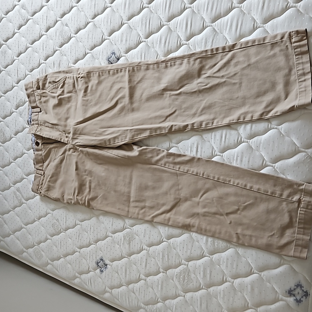 Brooks Brothers flat front khaki chinos W32/L32
